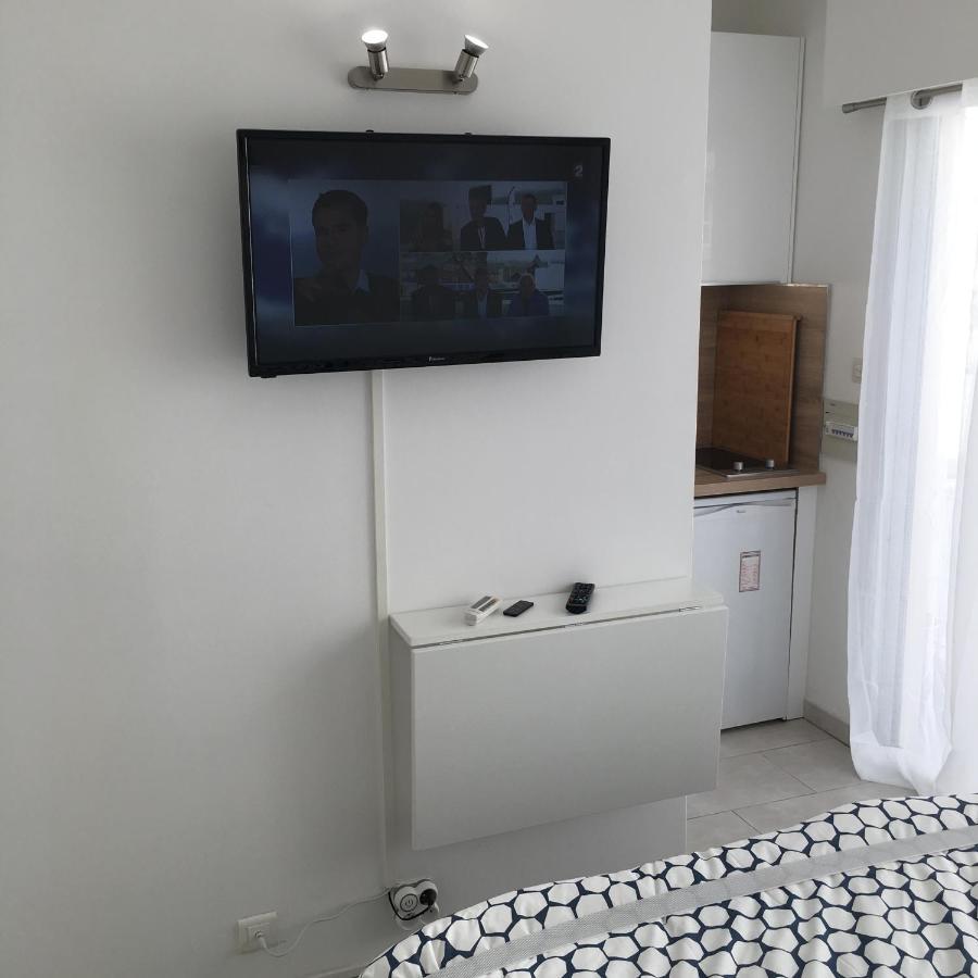 Studio Carre D'Or Situe A 50 M De La Plage Aparthotel Νίκαια Εξωτερικό φωτογραφία