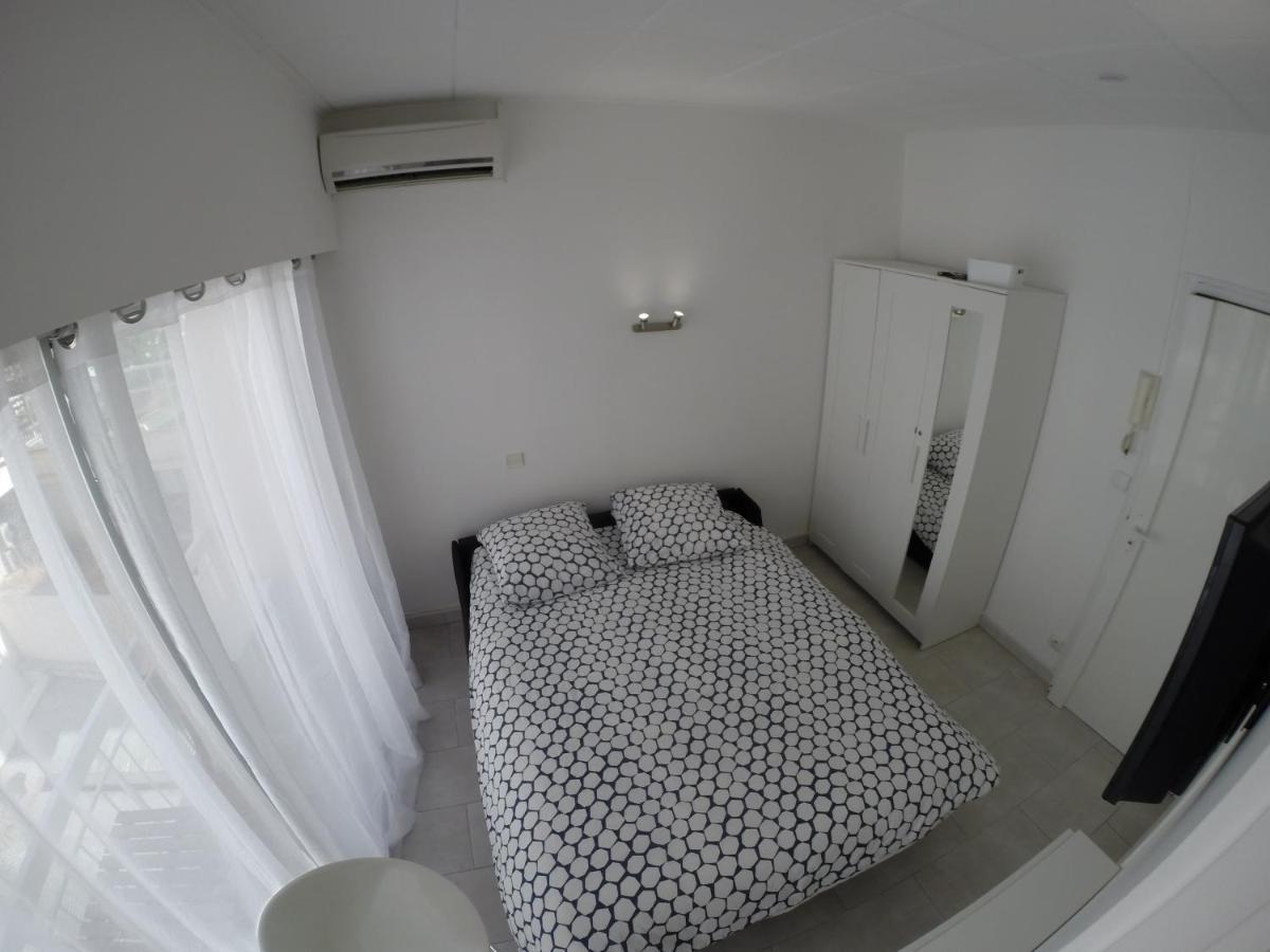 Studio Carre D'Or Situe A 50 M De La Plage Aparthotel Νίκαια Εξωτερικό φωτογραφία